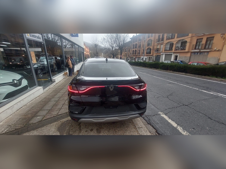 Renault Arkana 1.3 MYHYBR 140CV foto 5